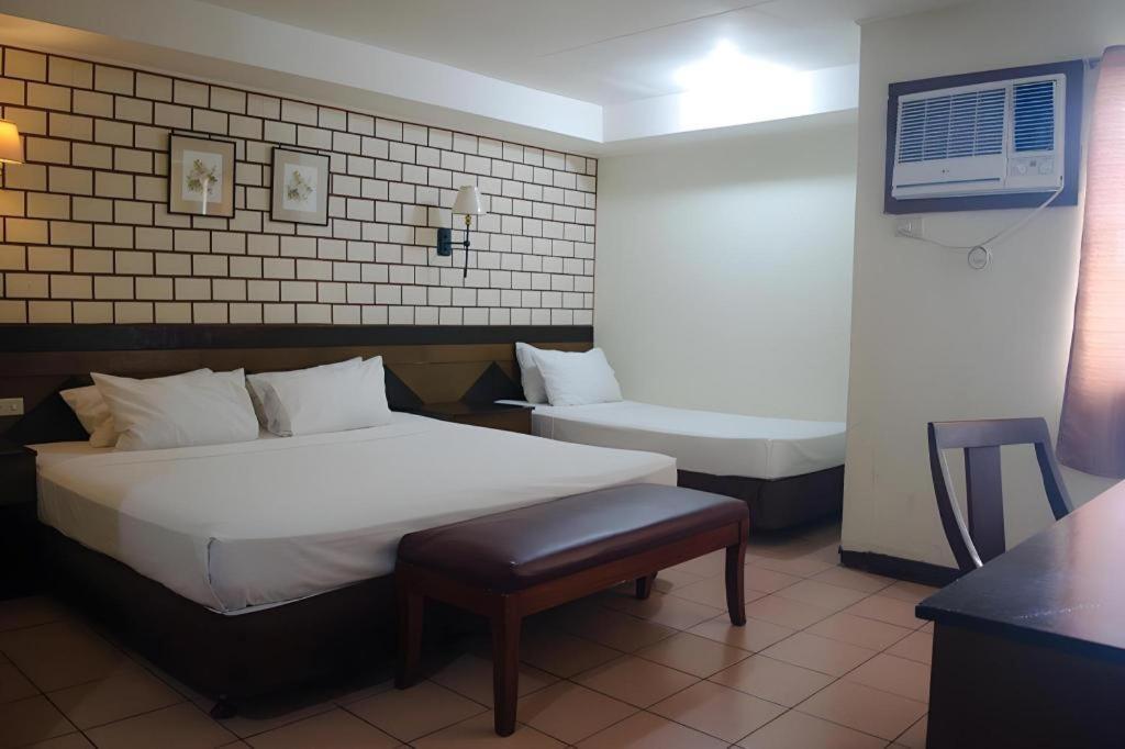 Country Village Hotel Cagayan de Oro Exterior photo
